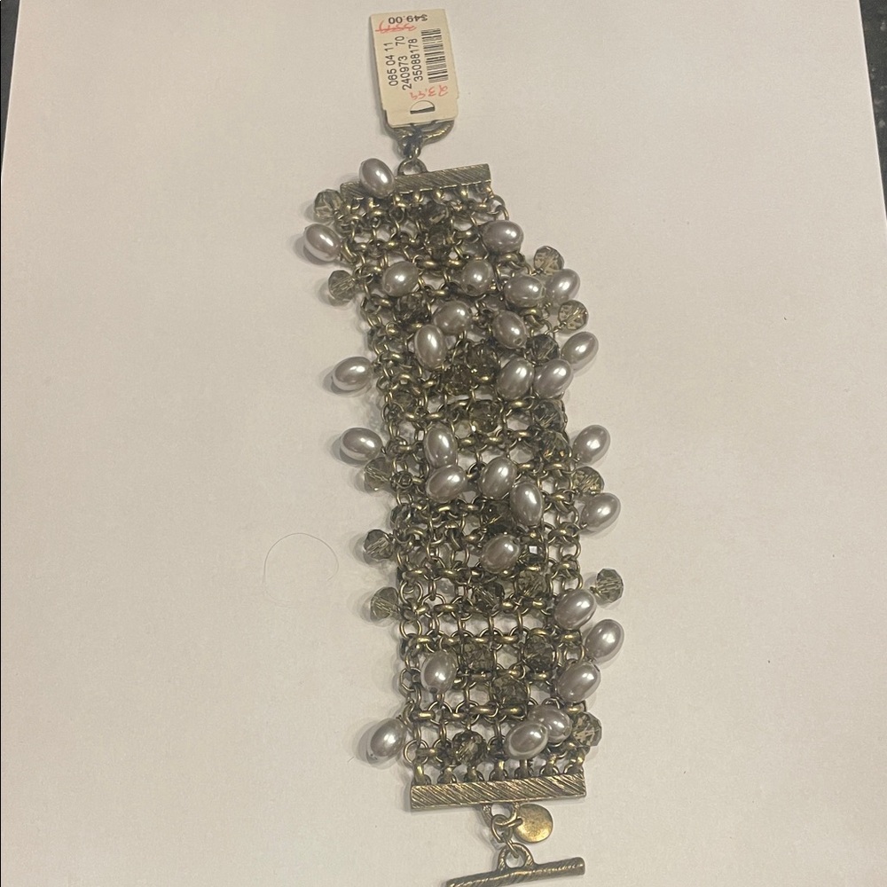 Talbots Gold and gray pearl Charm Bracelet. With gray crystal beads